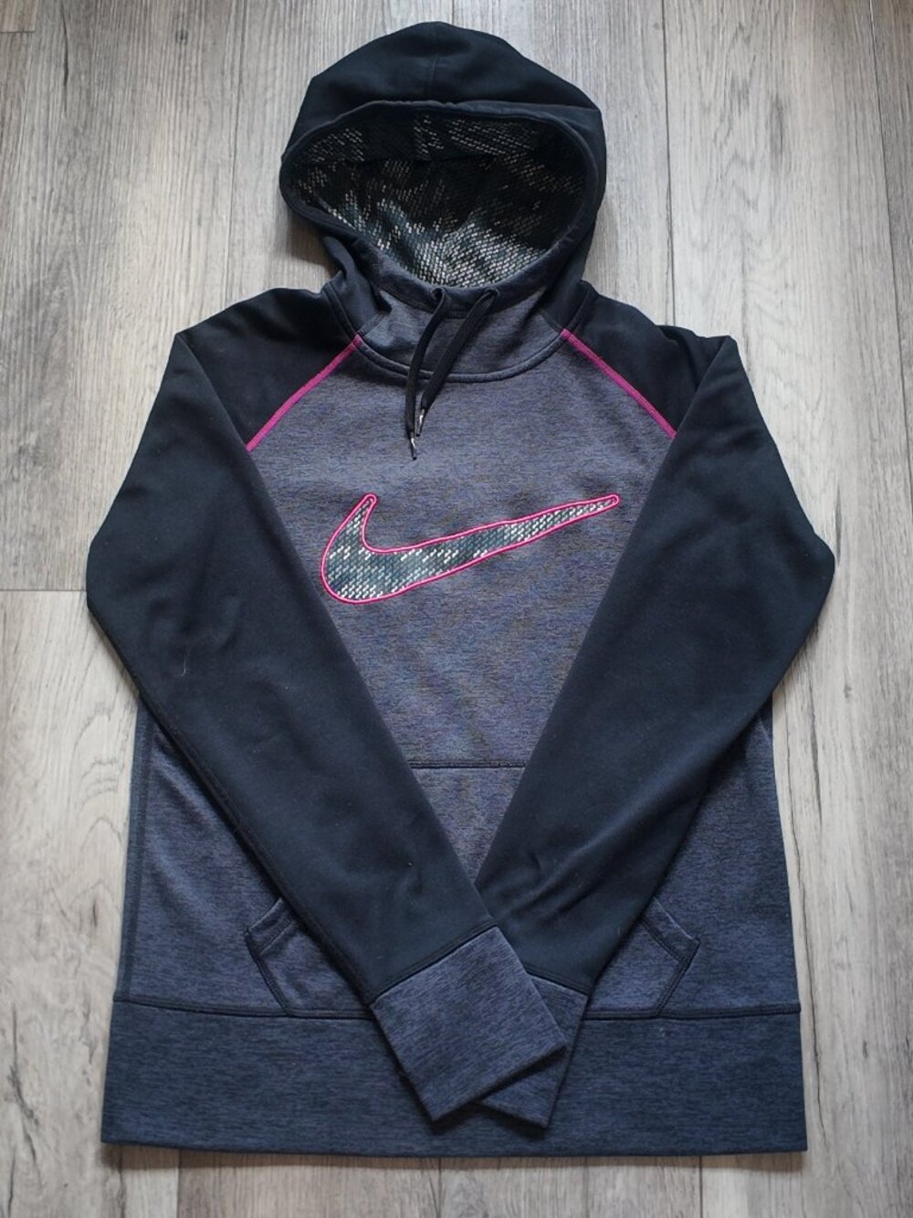 Nike Therma-FIT Women Hoodie Performance Pullover Sweatshirt Gray Black Pink M